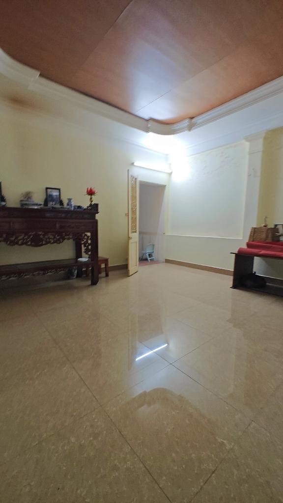 Bán nhà đất Hoàng Mai